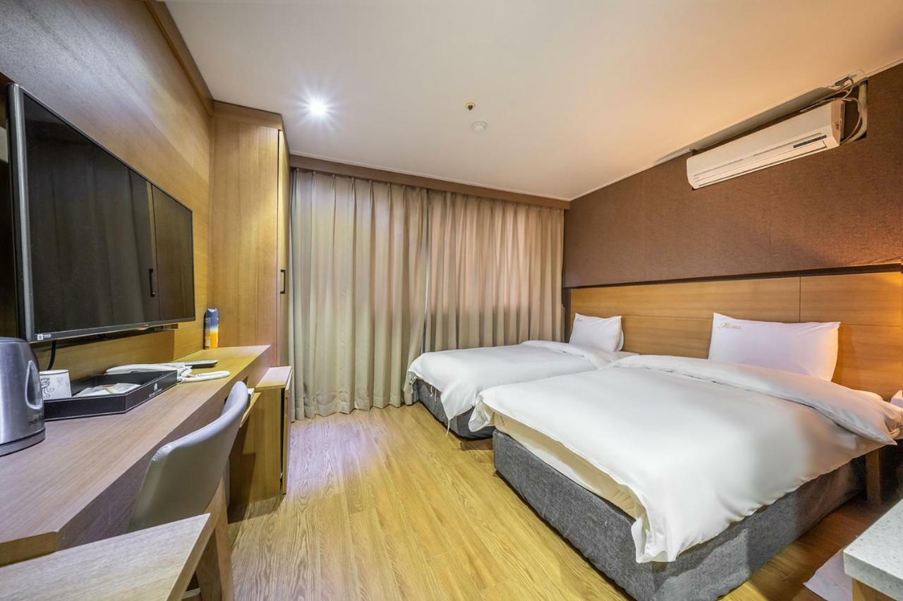 Stellamaris Hotel Wolmido Inchon Exteriör bild